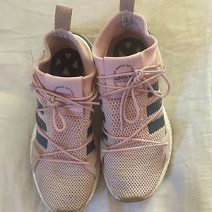 ADDIDAS tennis shoes